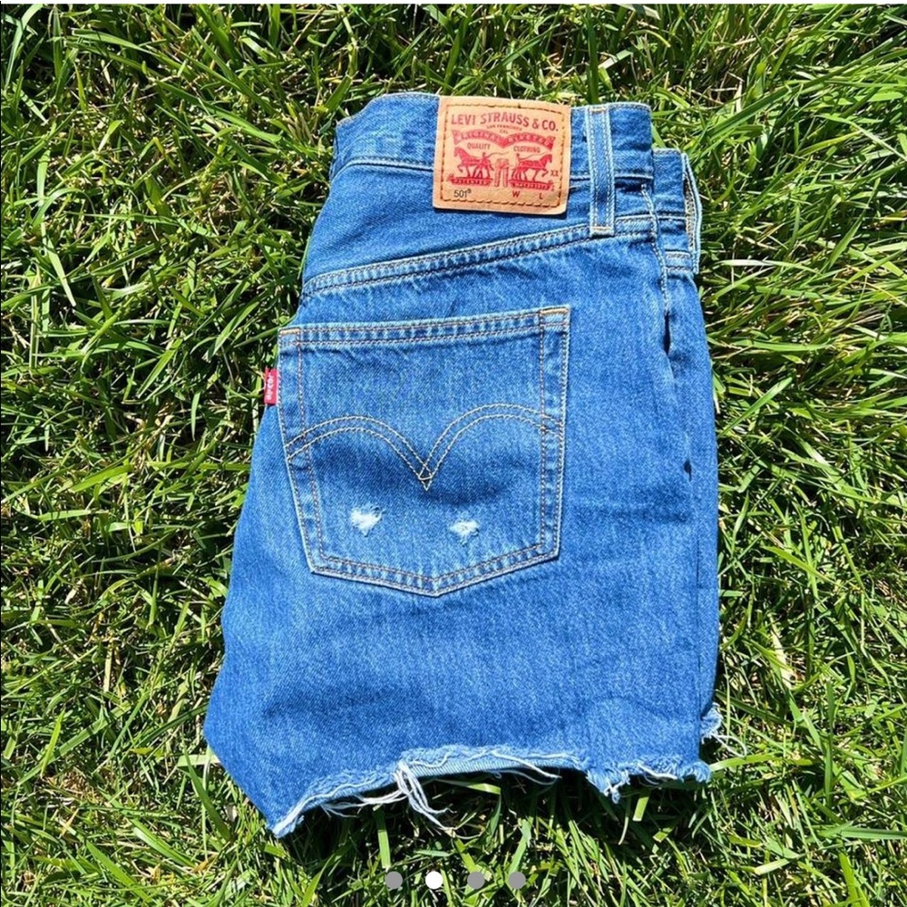 Levi 501s - Picture 2 of 4